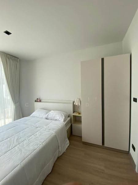 4 BR townhouse, Bangkok, Huai Khwang, Bangkok, 4 Bedrooms, 250 sqm, Townhouse For Rent, by Tanakrit Chotbuddkayan, 500659553 - DDproperty.com