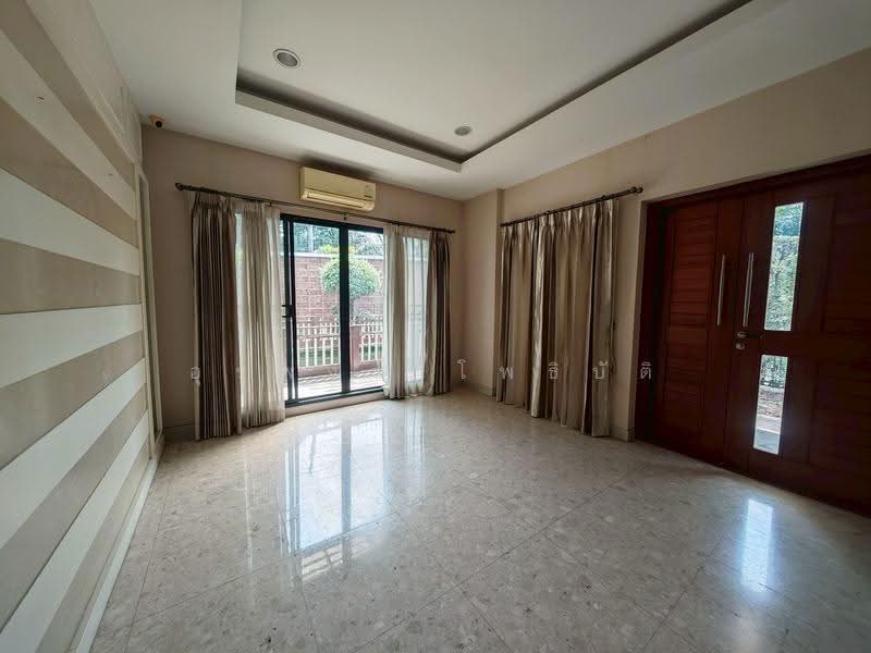 Grand Bangkok Boulevard Ratchapruek-Rattanathibet, Nonthaburi, Rachapruk Road, Bang Rak Noi, Muang Nonthaburi, Nonthaburi, 4 Bedrooms, 315 sqm, Single Detached House For Sale, by Uruponk Potibut, 500659573 - DDproperty.com