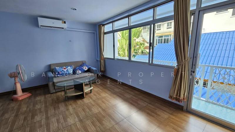 Townhouse in PhromPhong, กรุงเทพ, คลองตันเหนือ, วัฒนา, กรุงเทพ, 180 ตร.ม., ทาวน์เฮ้าส์ ให้เช่า, โดย BANGKOK PROPERTY AGENTS, 500659582 - DDproperty.com