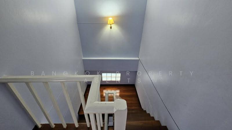 Townhouse in PhromPhong, Bangkok, Khlong Tan Nua, Watthana, Bangkok, 4 Bedrooms, 180 sqm, Townhouse For Rent, by BANGKOK PROPERTY AGENTS, 500659582 - DDproperty.com