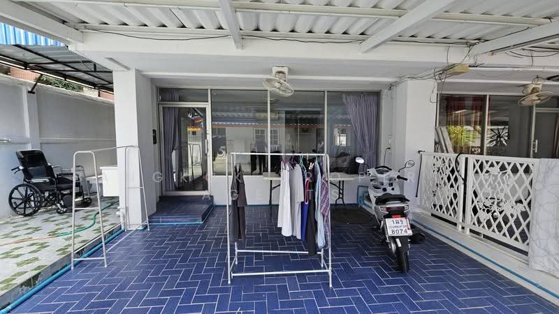 Townhouse in PhromPhong, Bangkok, Khlong Tan Nua, Watthana, Bangkok, 4 Bedrooms, 180 sqm, Townhouse For Rent, by BANGKOK PROPERTY AGENTS, 500659582 - DDproperty.com