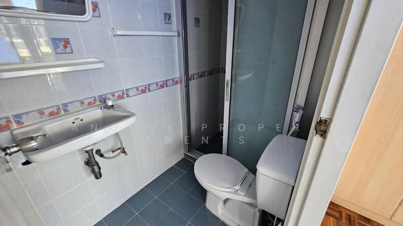 Townhouse 4 beds PhromPhong, กรุงเทพ, คลองตันเหนือ, วัฒนา, กรุงเทพ, 180 ตร.ม., ทาวน์เฮ้าส์ ให้เช่า, โดย BANGKOK PROPERTY AGENTS, 500659593 - DDproperty.com
