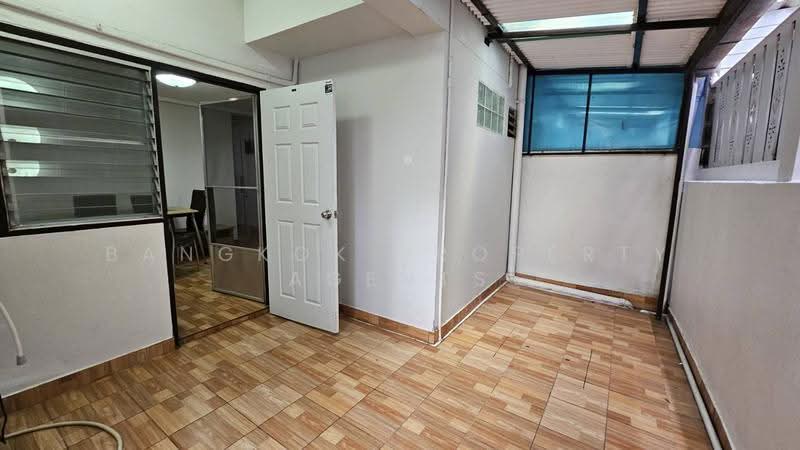 Townhouse 4 beds PhromPhong, กรุงเทพ, คลองตันเหนือ, วัฒนา, กรุงเทพ, 180 ตร.ม., ทาวน์เฮ้าส์ ให้เช่า, โดย BANGKOK PROPERTY AGENTS, 500659593 - DDproperty.com