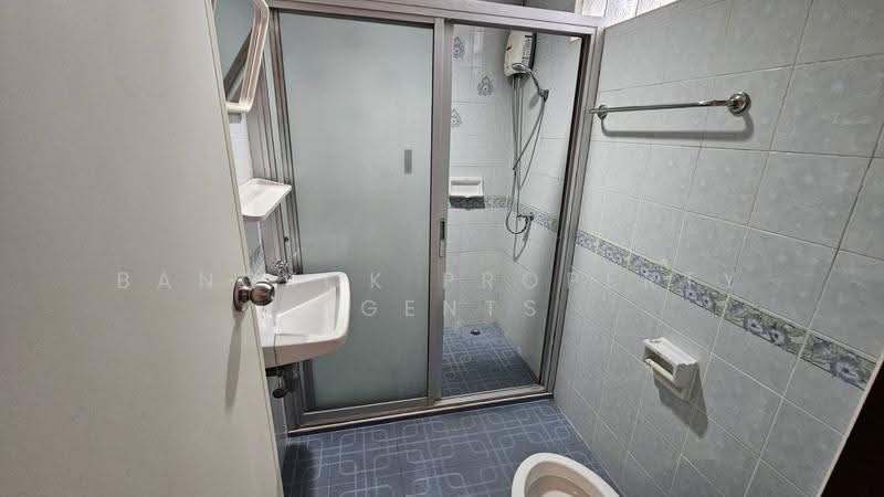 4-BEDROOM TOWNHOUSE IN PHROM PHONG, กรุงเทพ, คลองตันเหนือ, วัฒนา, กรุงเทพ, 180 ตร.ม., ทาวน์เฮ้าส์ ให้เช่า, โดย BANGKOK PROPERTY AGENTS, 500659623 - DDproperty.com