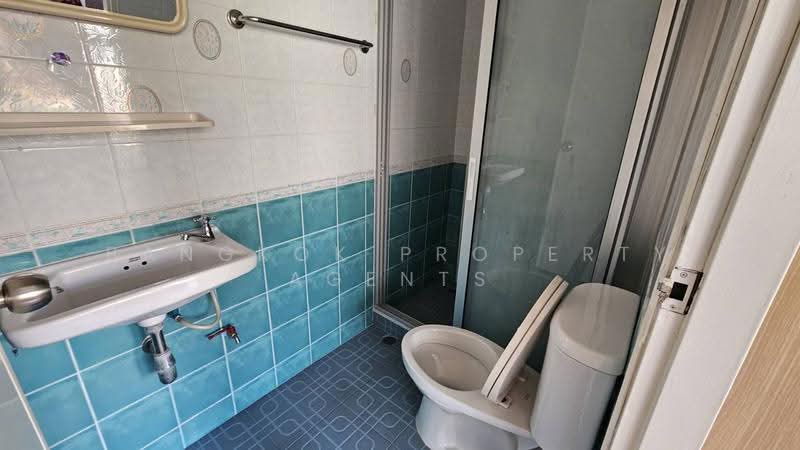 4-BEDROOM TOWNHOUSE IN PHROM PHONG, Bangkok, Khlong Tan Nua, Watthana, Bangkok, 4 Bedrooms, 180 sqm, Townhouse For Rent, by BANGKOK PROPERTY AGENTS, 500659623 - DDproperty.com