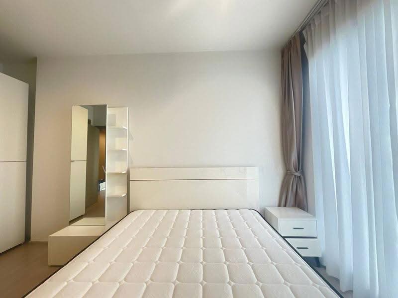 Life Asoke Hype, Bangkok, 339 Chaturathit Rd, Makkasan, Ratchathewi, Bangkok, 2 Bedrooms, 48 sqm, Condo For Rent, by Vinit Arora, 500659680 - DDproperty.com