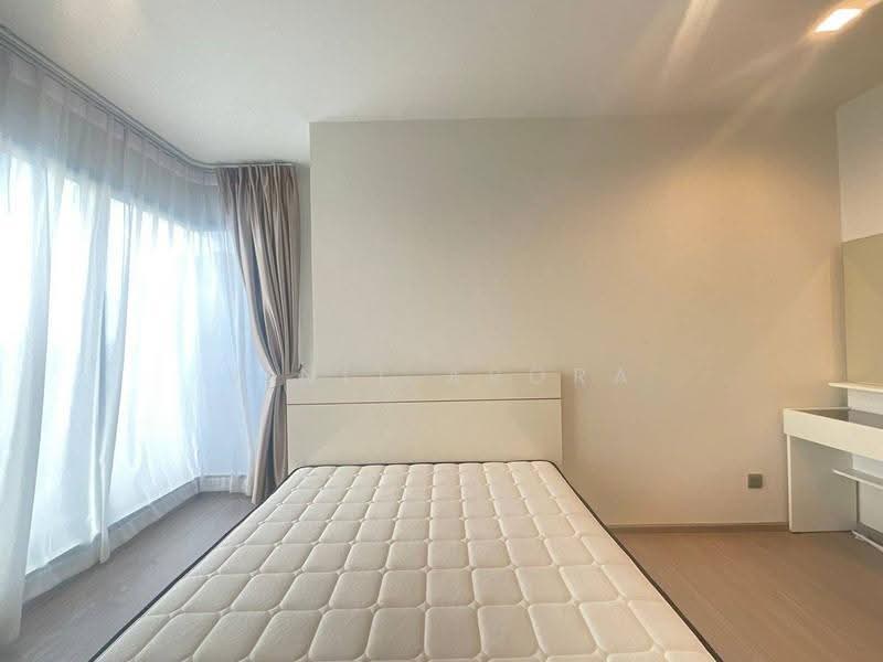 Life Asoke Hype, Bangkok, 339 Chaturathit Rd, Makkasan, Ratchathewi, Bangkok, 2 Bedrooms, 48 sqm, Condo For Rent, by Vinit Arora, 500659680 - DDproperty.com