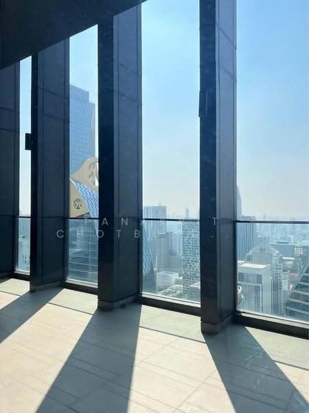 Noble Ploenchit, Bangkok, 1035 Ploenchit Road, Lumphini, Pathum Wan, Bangkok, 3 Bedrooms, 209 sqm, Condo For Rent, by Tanakrit Chotbuddkayan, 500659693 - DDproperty.com