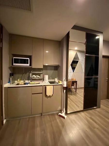 Whizdom Essence, Bangkok, 5 Piyabutr 1 Alley, Bang Chak, Phra Khanong, Bangkok, 1 Bedroom, 45 sqm, Condo For Rent, by Tanakrit Chotbuddkayan, 500659889 - DDproperty.com