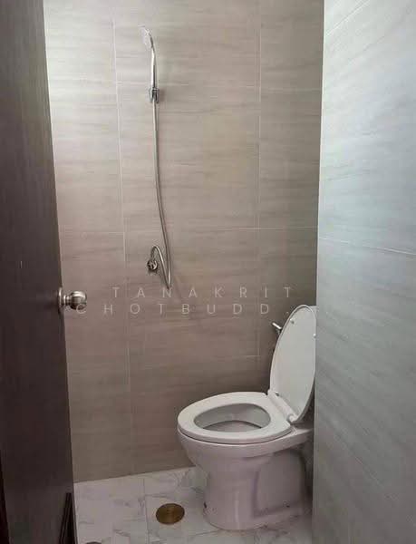 Sathorn Gardens, Bangkok, 39 South Sathorn Road, Thung Maha Mek, Sathon, Bangkok, 3 Bedrooms, 230 sqm, Condo For Rent, by Tanakrit Chotbuddkayan, 500660038 - DDproperty.com