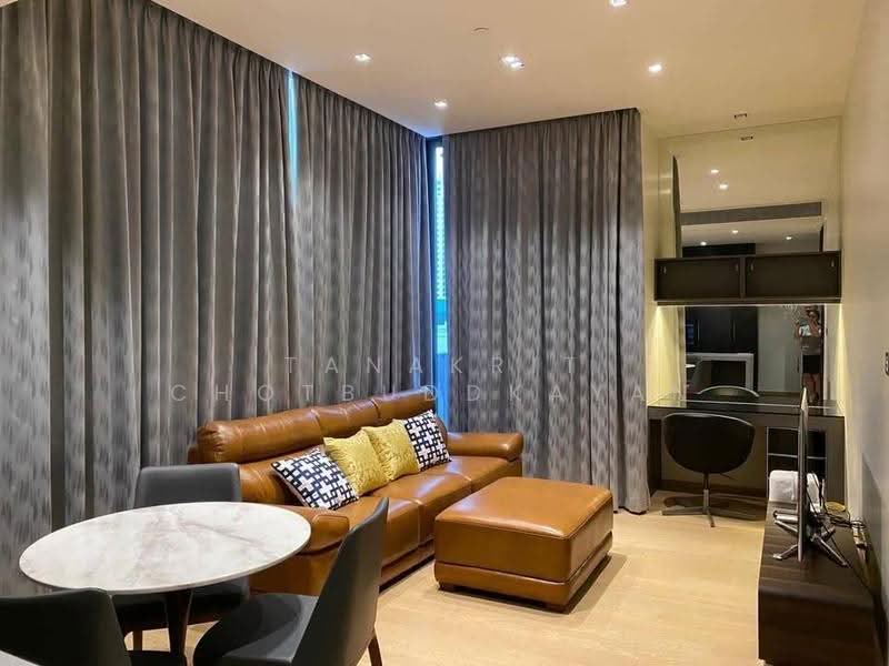 28 Chidlom, Bangkok, 28 Chit Lom Alley, Lumphini, Pathum Wan, Bangkok, 2 Bedrooms, 74 sqm, Condo For Rent, by Tanakrit Chotbuddkayan, 500660068 - DDproperty.com