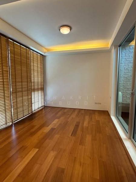 3 BR townhouse, Bangkok, Praborommaharatchawang, Phra Nakhon, Bangkok, 3 Bedrooms, 390 sqm, Townhouse For Sale, by Tanakrit Chotbuddkayan, 500660078 - DDproperty.com