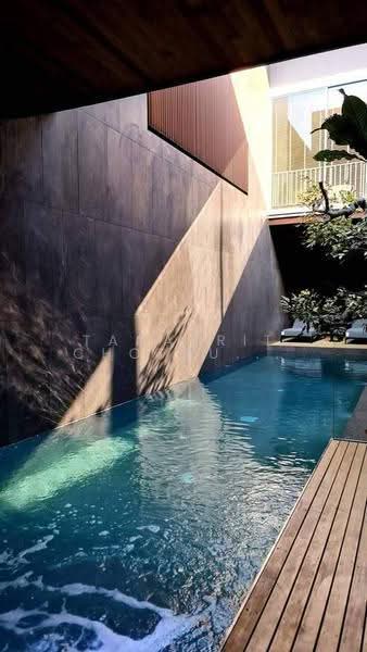 4-BR House, Bangkok, Praborommaharatchawang, Phra Nakhon, Bangkok, 4 Bedrooms, 800 sqm, Single Detached House For Sale, by Tanakrit Chotbuddkayan, 500660086 - DDproperty.com
