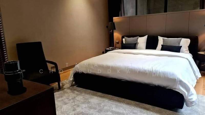 4-BR House, Bangkok, Praborommaharatchawang, Phra Nakhon, Bangkok, 4 Bedrooms, 800 sqm, Single Detached House For Sale, by Tanakrit Chotbuddkayan, 500660086 - DDproperty.com