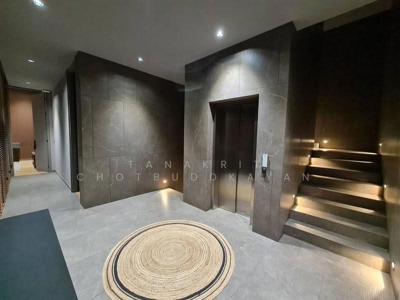 4-BR House, Bangkok, Praborommaharatchawang, Phra Nakhon, Bangkok, 4 Bedrooms, 800 sqm, Single Detached House For Sale, by Tanakrit Chotbuddkayan, 500660086 - DDproperty.com