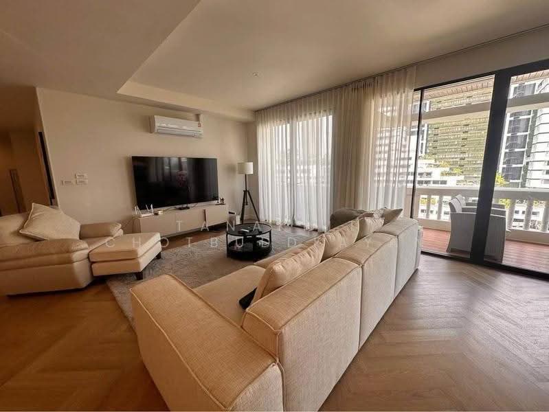 Mano Tower, Bangkok, Soi Sukhumvit 39, Khlong Tan Nua, Watthana, Bangkok, 3 Bedrooms, 220 sqm, Condo For Rent, by Tanakrit Chotbuddkayan, 500660103 - DDproperty.com