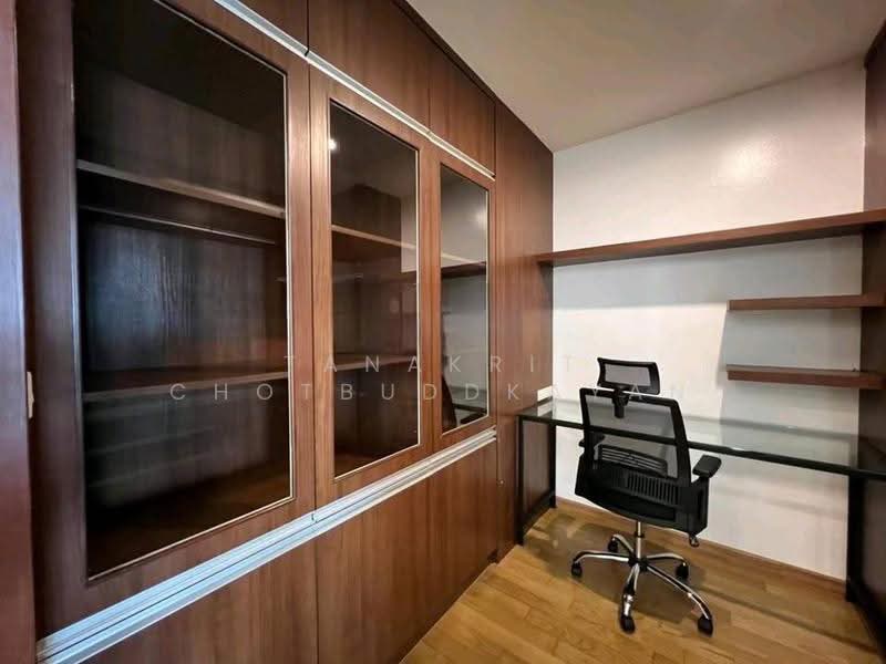 The Madison, Bangkok, Sukhumvit 41, Khlong Tan Nua, Watthana, Bangkok, 2 Bedrooms, 150 sqm, Condo For Rent, by Tanakrit Chotbuddkayan, 500660211 - DDproperty.com