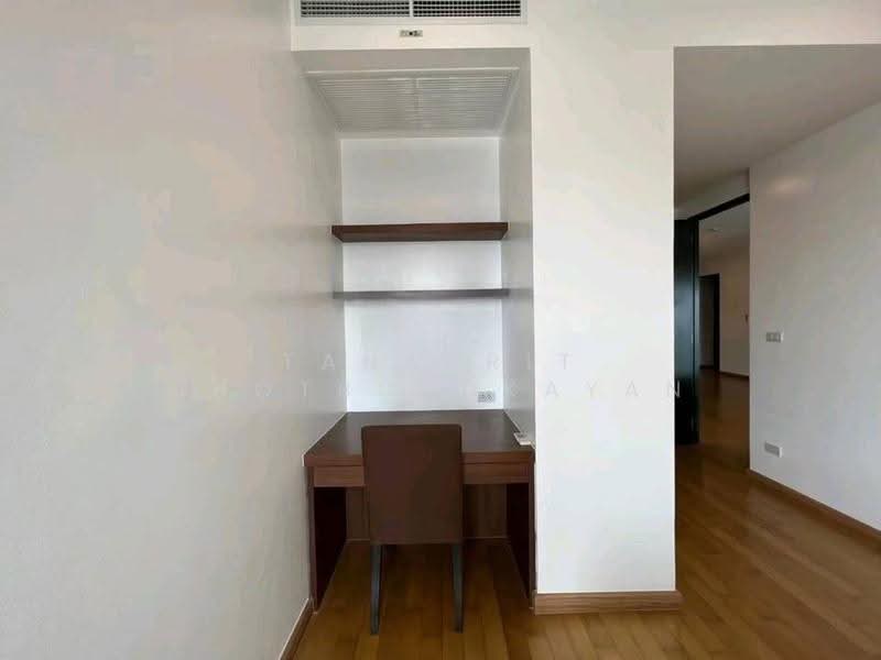 The Madison, Bangkok, Sukhumvit 41, Khlong Tan Nua, Watthana, Bangkok, 2 Bedrooms, 150 sqm, Condo For Rent, by Tanakrit Chotbuddkayan, 500660211 - DDproperty.com