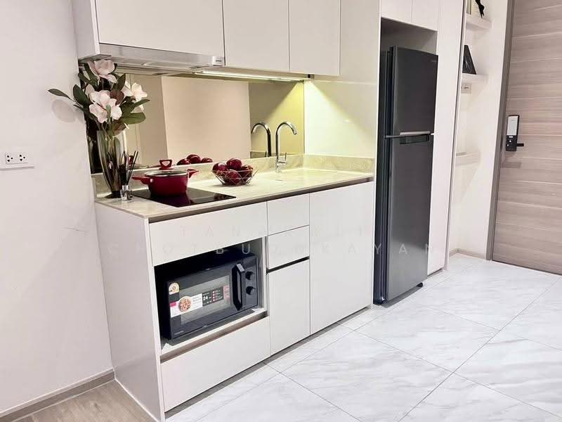 Fynn Asoke, Bangkok, 28 Sukhumvit 10 Alley, Khlong Toei, Bangkok, 1 Bedroom, 37 sqm, Condo For Rent, by Tanakrit Chotbuddkayan, 500660237 - DDproperty.com