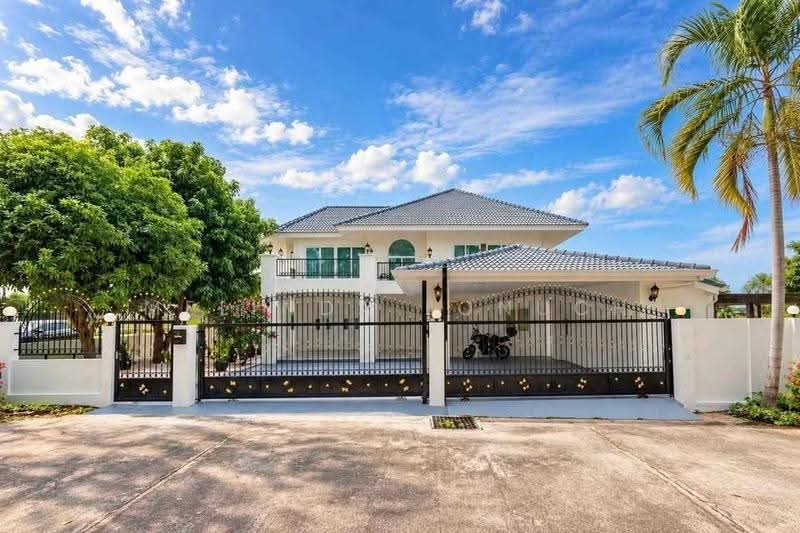 4-BR House, Chon Buri (Pattaya), Nong Pru, Bang Lamung (Pattaya), Chon Buri (Pattaya), 4 Bedrooms, 878 sqm, Single Detached House For Sale, by Melinda Lonuch, 500660346 - DDproperty.com
