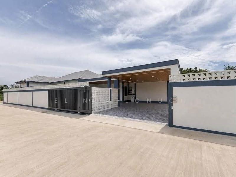 4-BR House, Chon Buri (Pattaya), Na Kloe, Bang Lamung (Pattaya), Chon Buri (Pattaya), 4 Bedrooms, 200 sqm, Single Detached House For Sale, by Melinda Lonuch, 500660379 - DDproperty.com