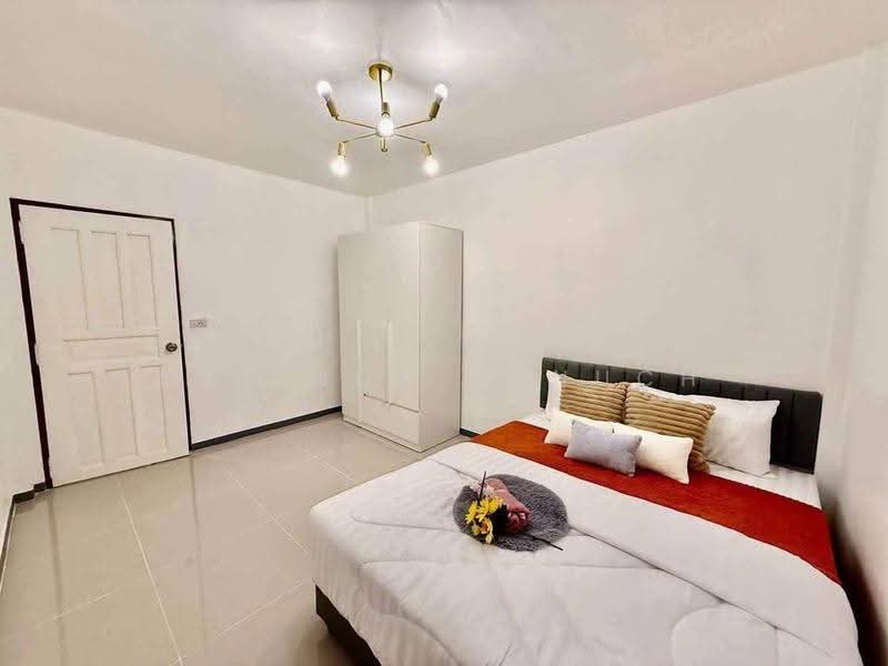 4-BR House, Chon Buri (Pattaya), Nong Pru, Bang Lamung (Pattaya), Chon Buri (Pattaya), 4 Bedrooms, 220 sqm, Single Detached House For Sale, by Melinda Lonuch, 500660415 - DDproperty.com