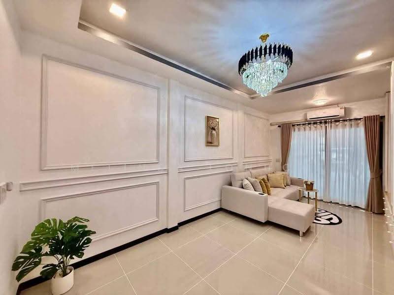4-BR House, Chon Buri (Pattaya), Nong Pru, Bang Lamung (Pattaya), Chon Buri (Pattaya), 4 Bedrooms, 220 sqm, Single Detached House For Sale, by Melinda Lonuch, 500660415 - DDproperty.com