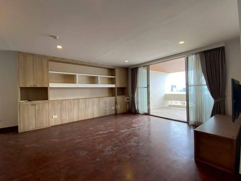 Newton Tower, Bangkok, Soi Sukhumvit 6, Khlong Toei, Bangkok, 2 Bedrooms, 118 sqm, Condo For Sale, by Suchatchaya Supawachiranant, 500660416 - DDproperty.com