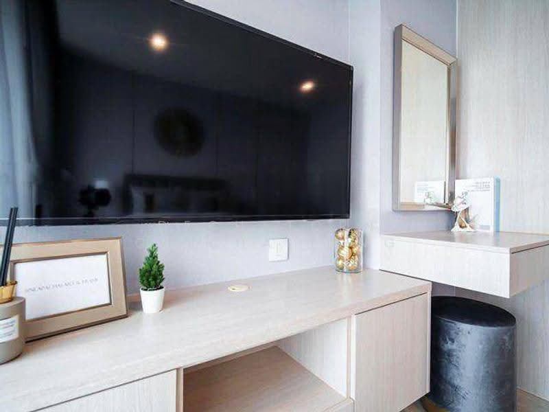 Life One Wireless, Bangkok, 1 Wireless Road, Lumphini, Pathum Wan, Bangkok, Studio, 28 sqm, Condo For Rent, by Dechatorn Chichaiyang, 500660812 - DDproperty.com