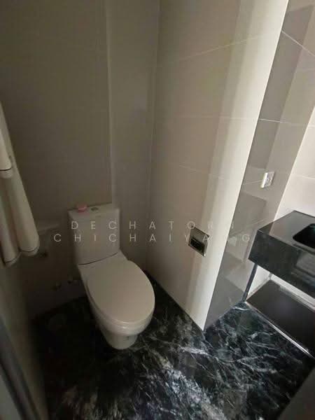 The Edge Sukhumvit 23, Bangkok, 6 Soi Sukhumvit 23, Khlongtoei Nua, Watthana, Bangkok, 1 Bedroom, 19 sqm, Condo For Rent, by Dechatorn Chichaiyang, 500660833 - DDproperty.com