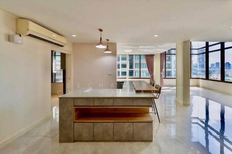 The Emporio Place, Bangkok, 93 Soi Sukhumvit 24, Sukhumvit Road, Khong Tan, Khlong Toei, Bangkok, 2 Bedrooms, 180 sqm, Condo For Rent, by Dechatorn Chichaiyang, 500660848 - DDproperty.com