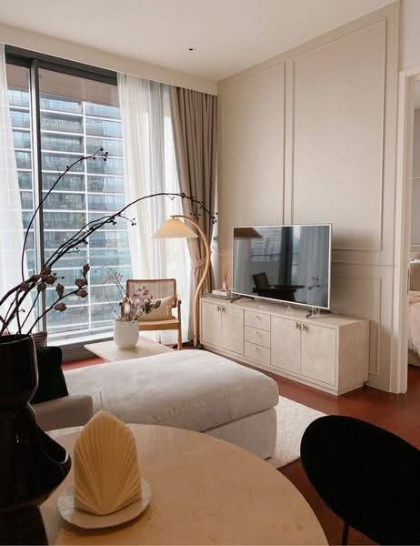 Khun By Yoo, Bangkok, 338 Thonglor Road, Khlong Tan Nua, Watthana, Bangkok, 1 Bedroom, 50 sqm, Condo For Sale, by Nat Tantirapan, 500661070 - DDproperty.com
