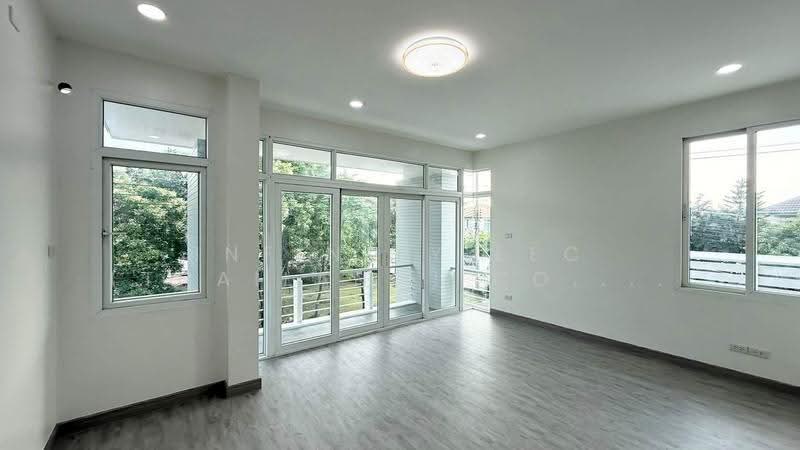 Country Home Lake & Park Assumption - Sriracha, Chon Buri (Pattaya), Assumption Road, Surasak, Si Racha, Chon Buri (Pattaya), 4 Bedrooms, 380 sqm, Single Detached House For Sale, by Infinity EEC (Thailand) Co., Ltd., 500661085 - DDproperty.com