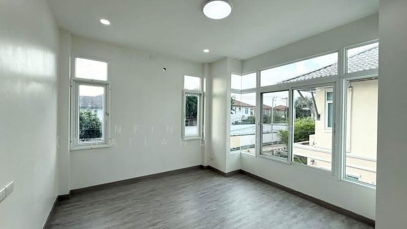 Country Home Lake & Park Assumption - Sriracha, Chon Buri (Pattaya), Assumption Road, Surasak, Si Racha, Chon Buri (Pattaya), 4 Bedrooms, 380 sqm, Single Detached House For Sale, by Infinity EEC (Thailand) Co., Ltd., 500661085 - DDproperty.com
