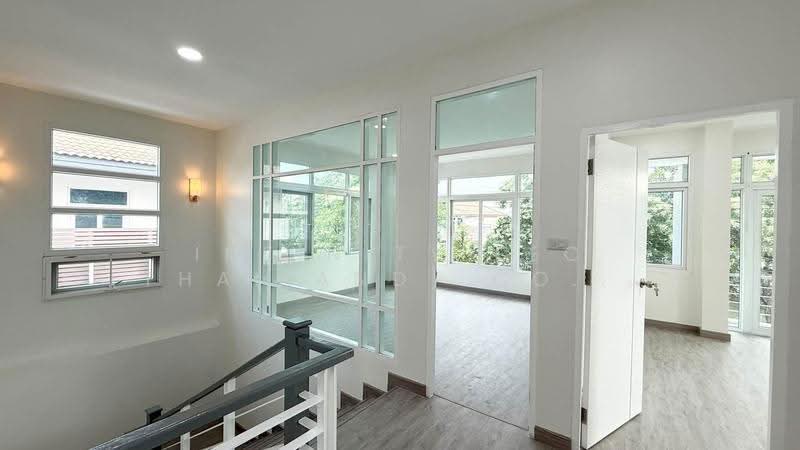 Country Home Lake & Park Assumption - Sriracha, Chon Buri (Pattaya), Assumption Road, Surasak, Si Racha, Chon Buri (Pattaya), 4 Bedrooms, 380 sqm, Single Detached House For Sale, by Infinity EEC (Thailand) Co., Ltd., 500661085 - DDproperty.com