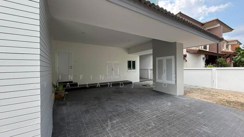 Country Home Lake & Park Assumption - Sriracha, Chon Buri (Pattaya), Assumption Road, Surasak, Si Racha, Chon Buri (Pattaya), 4 Bedrooms, 380 sqm, Single Detached House For Sale, by Infinity EEC (Thailand) Co., Ltd., 500661085 - DDproperty.com