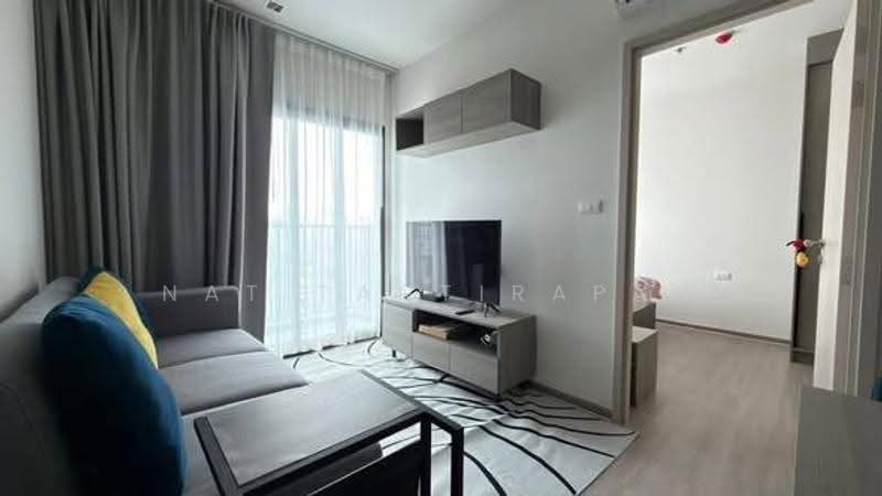 The Base Phetchaburi-Thonglor, Bangkok, Phetchaburi Rd, Bang Kapi, Huai Khwang, Bangkok, 1 Bedroom, 33 sqm, Condo For Rent, by Nat Tantirapan, 500661233 - DDproperty.com
