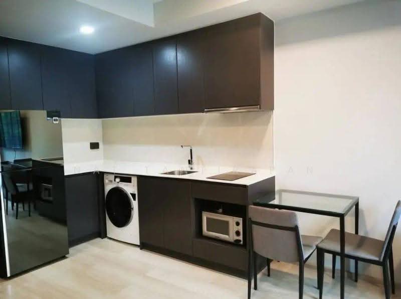 Venio Sukhumvit 10, Bangkok, 10 Sukhumvit, Khlong Toei, Bangkok, 1 Bedroom, 41 sqm, Condo For Rent, by Nat Tantirapan, 500661240 - DDproperty.com