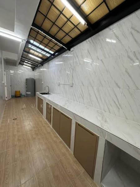 4 BR townhouse, Bangkok, Bang Wa, Phasi Charoen, Bangkok, 4 Bedrooms, 325 sqm, Townhouse For Sale, by Pemika Aukkaraleekul, 500661428 - DDproperty.com