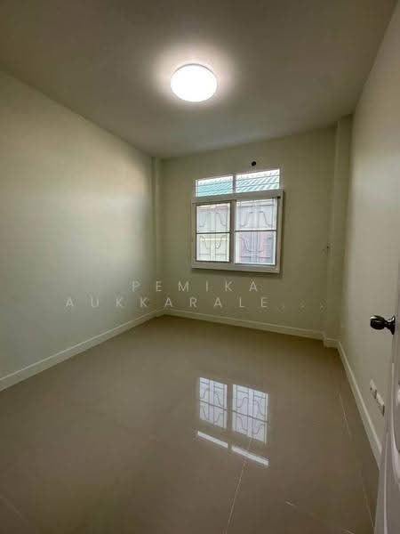 4 BR townhouse, กรุงเทพ, บางหว้า, ภาษีเจริญ, กรุงเทพ, 325 ตร.ม., ทาวน์เฮ้าส์ ขาย, โดย Pemika Aukkaraleekul, 500661428 - DDproperty.com