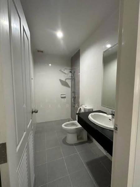 4 BR townhouse, กรุงเทพ, บางหว้า, ภาษีเจริญ, กรุงเทพ, 325 ตร.ม., ทาวน์เฮ้าส์ ขาย, โดย Pemika Aukkaraleekul, 500661428 - DDproperty.com