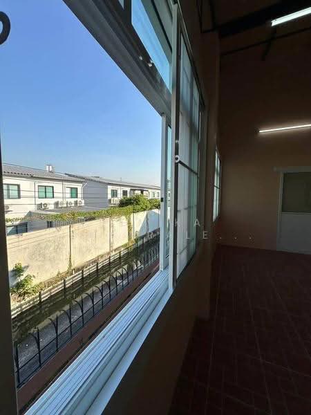 4 BR townhouse, กรุงเทพ, บางหว้า, ภาษีเจริญ, กรุงเทพ, 325 ตร.ม., ทาวน์เฮ้าส์ ขาย, โดย Pemika Aukkaraleekul, 500661428 - DDproperty.com