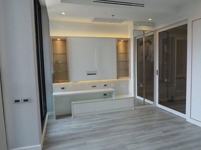Noble Ploenchit, Bangkok, 1035 Ploenchit Road, Lumphini, Pathum Wan, Bangkok, 1 Bedroom, 52 sqm, Condo For Sale, by Vinit Arora, 500661438 - DDproperty.com