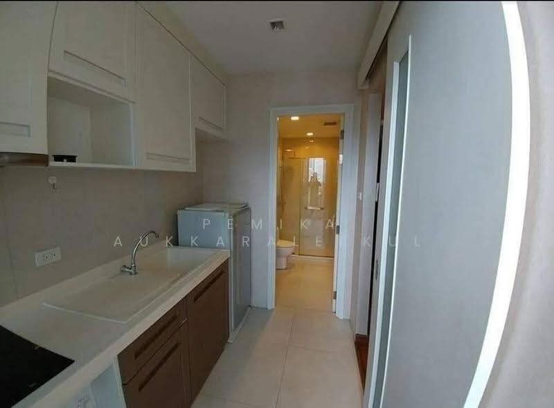 Ivy Sathorn 10, Bangkok, 88 Soi Sathorn 12, Sathorn Road, Silom, Bang Rak, Bangkok, 1 Bedroom, 33 sqm, Condo For Sale, by Pemika Aukkaraleekul, 500661513 - DDproperty.com