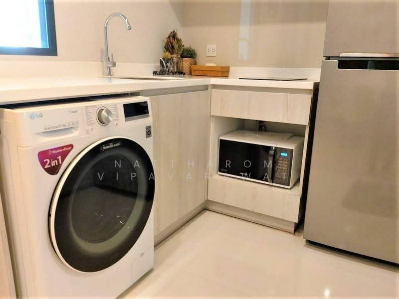 Life One Wireless, Bangkok, 1 Wireless Road, Lumphini, Pathum Wan, Bangkok, Studio, 35 sqm, Condo For Rent, by Nattharom Vipavarawat, 500661543 - DDproperty.com