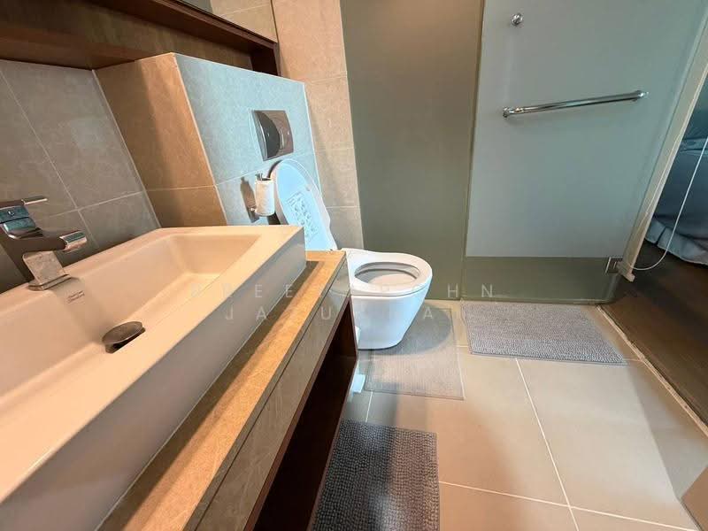 Siamese Thirty Nine, Bangkok, 68 Soi Sukhumvit 39, Sukhumvit Road, Khlong Tan Nua, Watthana, Bangkok, 1 Bedroom, 47 sqm, Condo For Sale, by Preeyapohn Jatuchai, 500661770 - DDproperty.com