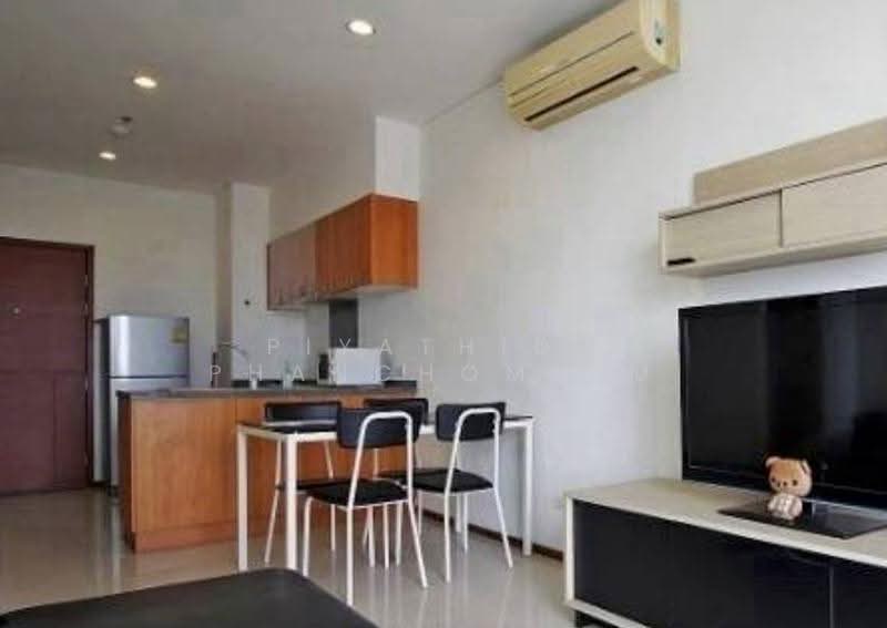 Villa Sathorn, Bangkok, 5 KrungThonBuri Road, Khlong Ton Sai, Khlong San, Bangkok, 1 Bedroom, 60 sqm, Condo For Rent, by Piyathida Phanchomphu, 500661859 - DDproperty.com