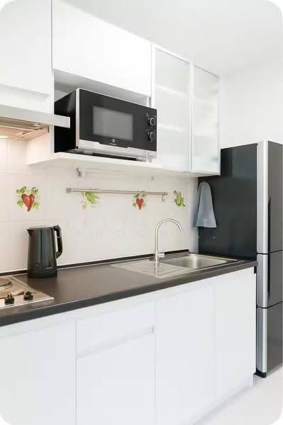 Thru Thonglor, Bangkok, Petchaburi Road, Bang Kapi, Huai Khwang, Bangkok, 2 Bedrooms, 70 sqm, Condo For Rent, by Jettapat Jaroonpipatkun, 500661923 - DDproperty.com