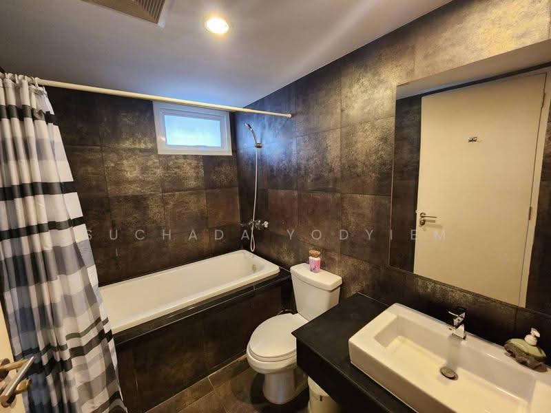 Voque Sukhumvit 16, Bangkok, Soi Sukhumvit 16, Khlong Toei, Bangkok, 2 Bedrooms, 74 sqm, Condo For Sale, by Suchada Yodyiem, 500662016 - DDproperty.com