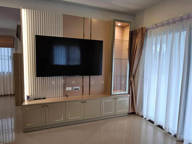 ให้เช่าบ้านเดี่ยวใหม่ ม.ไลฟ์อินเดอะการ์เด้นท์ โรงโป๊ะ บางละมุง, Chon Buri (Pattaya), Ta Khian Tia, Bang Lamung (Pattaya), Chon Buri (Pattaya), 4 Bedrooms, 150 sqm, Single Detached House For Rent, by Dusit Saengfa, 500662124 - DDproperty.com